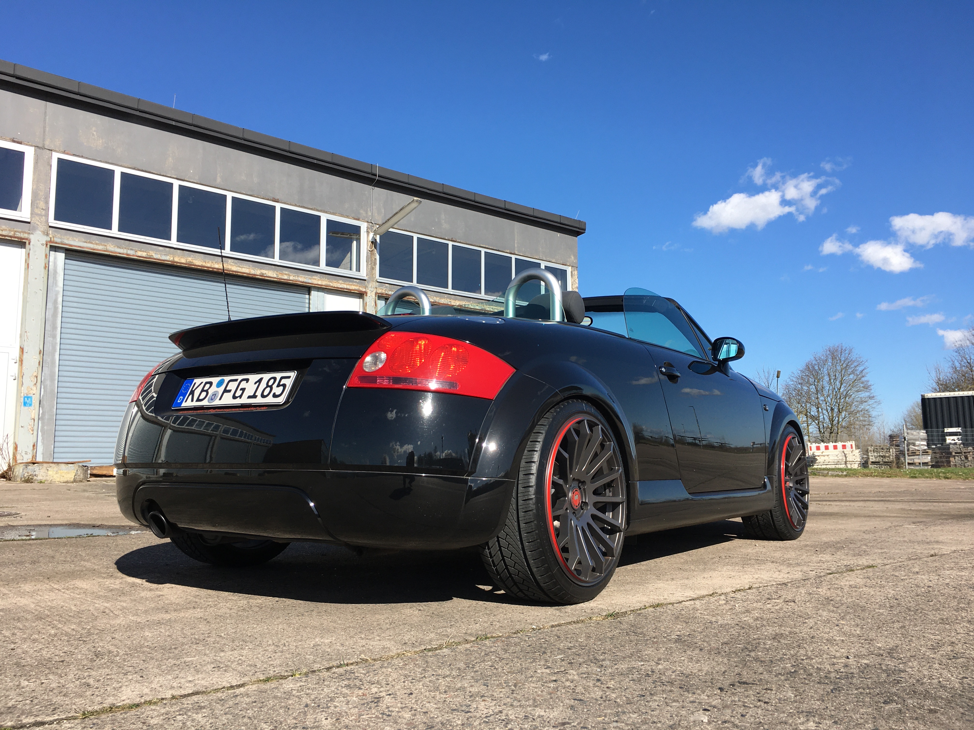 Audi TT Roadster mit Schmidt Revolution Wheels